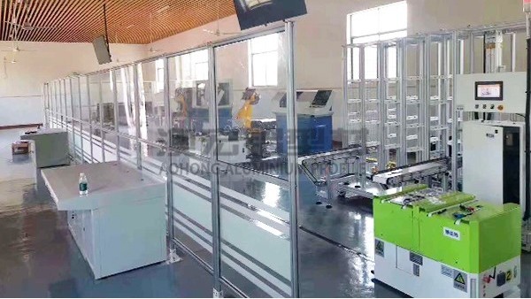 鋁型材電氣設備防護圍欄：構筑工業(yè)環(huán)境的安全防線